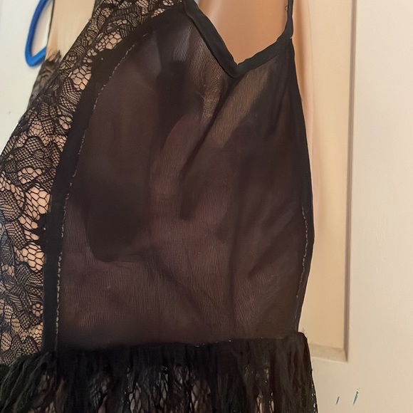 Dress - Picture 5 of 5